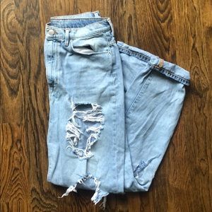 URBAN OUTFITTERS BDG HIGH RISE MOM JEAN